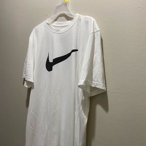 Nike men’s Running T-Shirt Bundle (2) Color White Black Size L